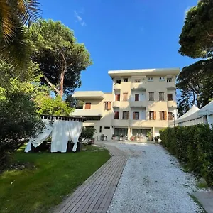 hotel-la-tavernetta-dei-ronchi.it-tuscanyhotel.com/